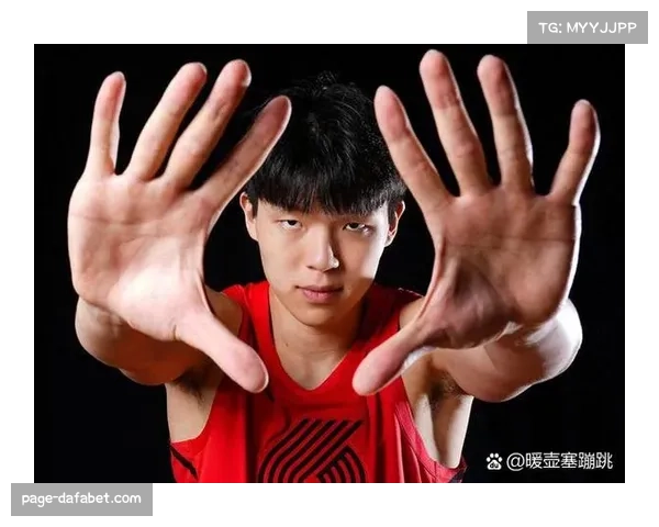 杨瀚森随开拓者参与社区活动热情互动与小球迷亲切交流